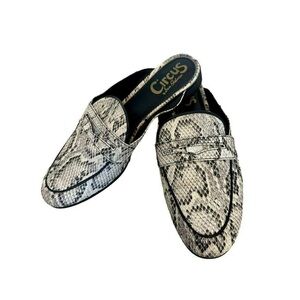 Circus by Sam Edelman women’s snakeskin Hal Slip on Penny Loafer Mule size 9.5
